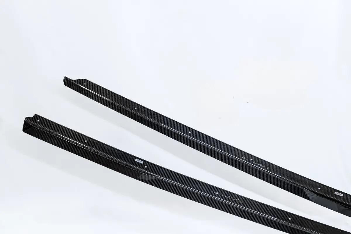 Audi R8 Carbon Fiber Side Skirt Extensions 1