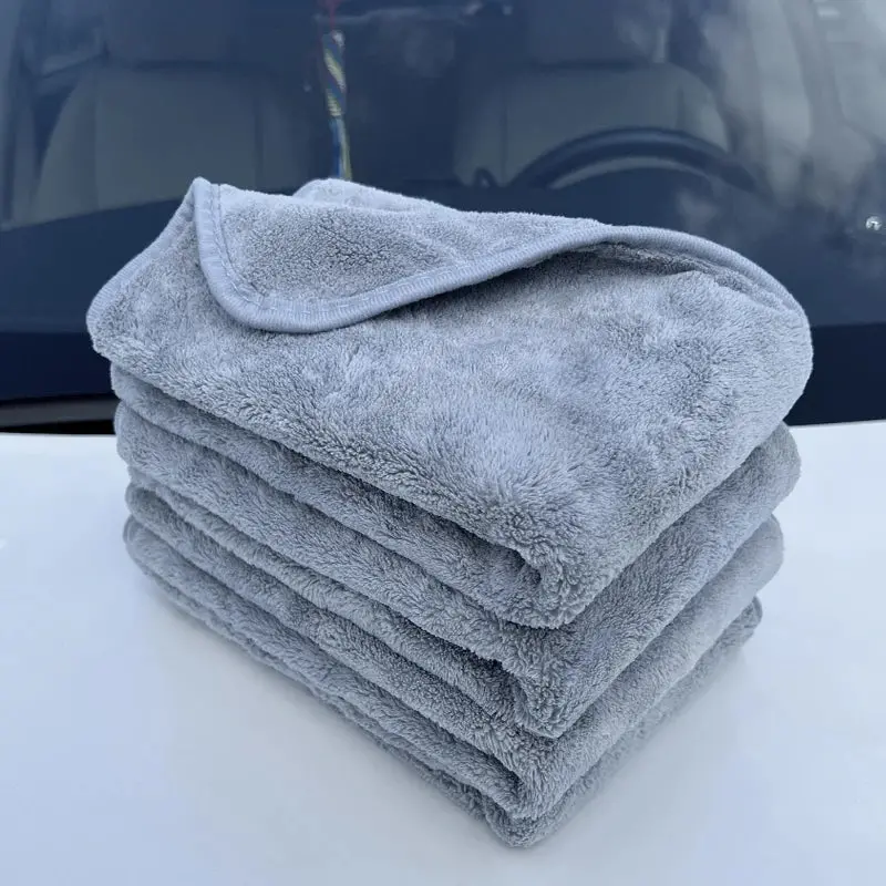 Premium Microfiber Super Absorbent Car Cleaning Towel 1