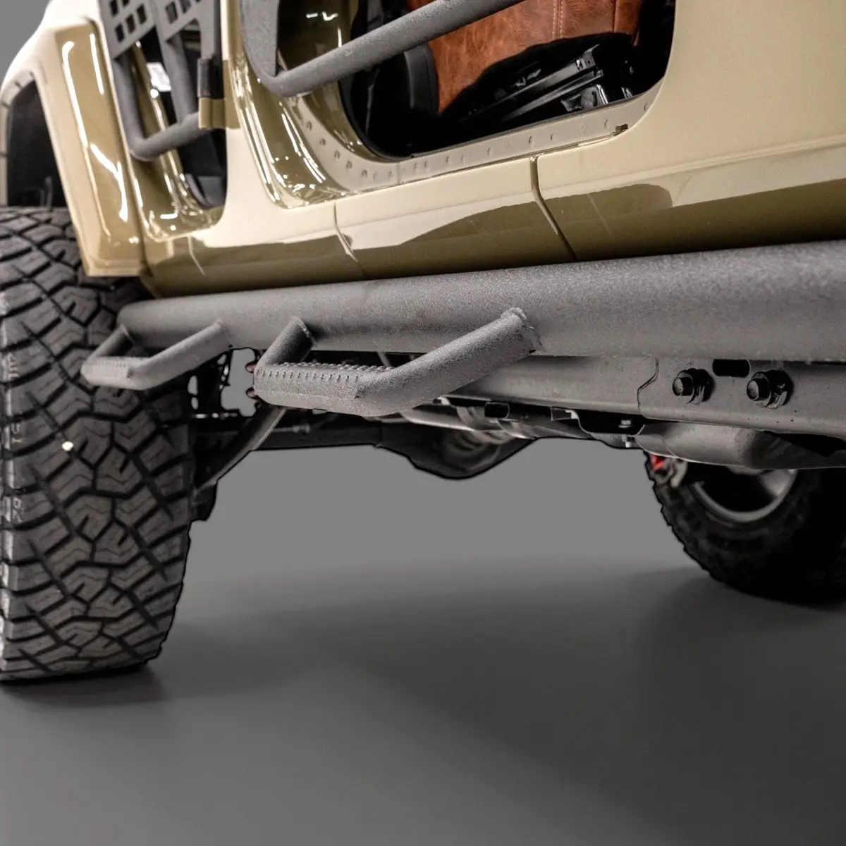 Jeep Wrangler 2018-2026 Stationary Steel Side Steps 1