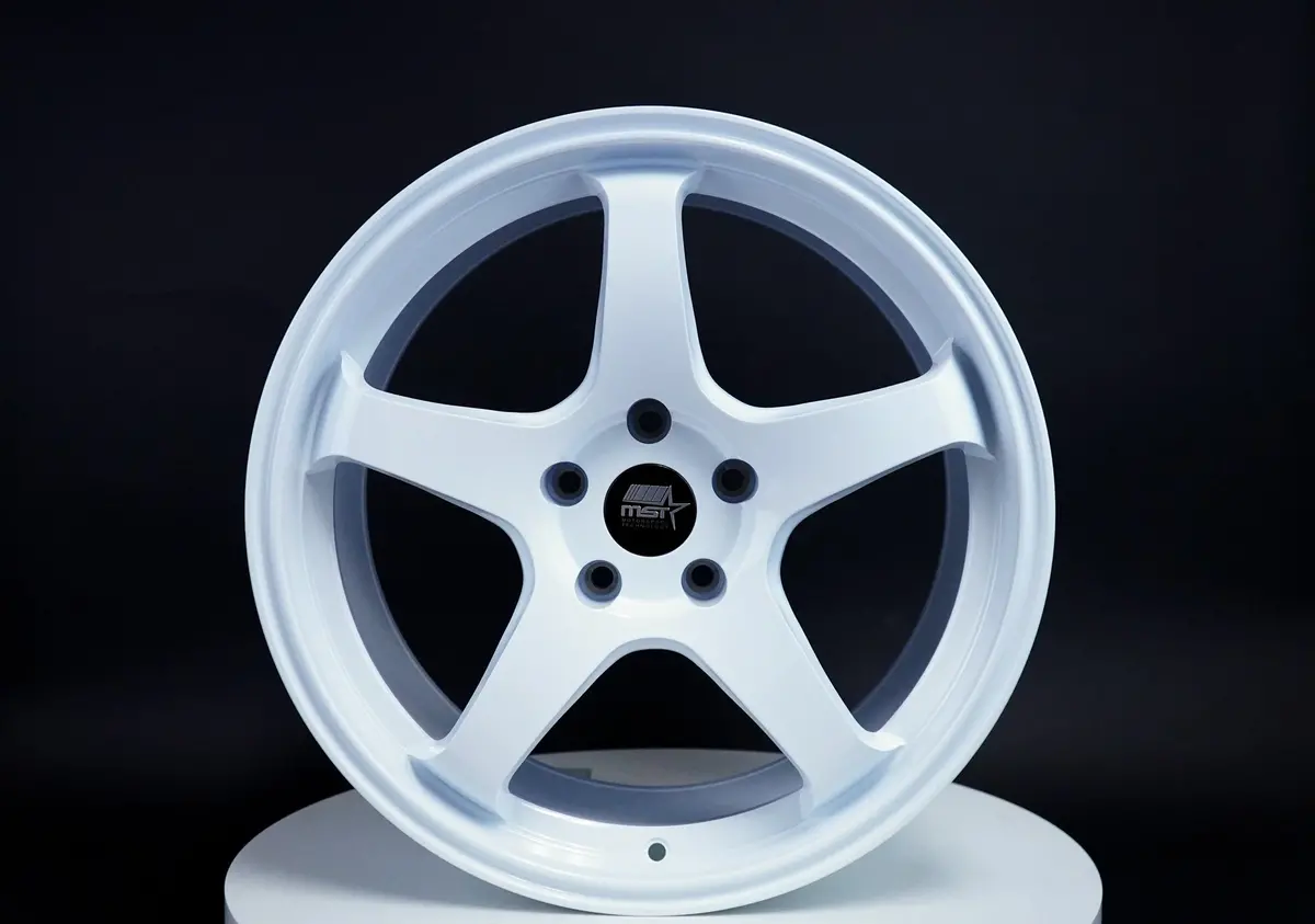 Cr - Alabaster White - 18X8.5 5X114.3 Offset +35 1
