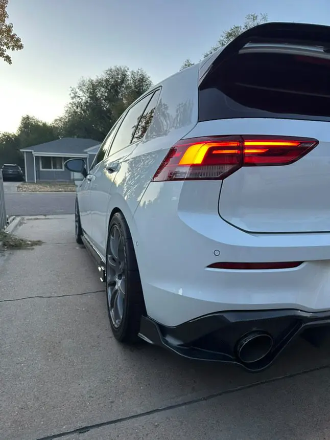 Vw Mk8 Gti Carbon Fiber Side Skirts 1