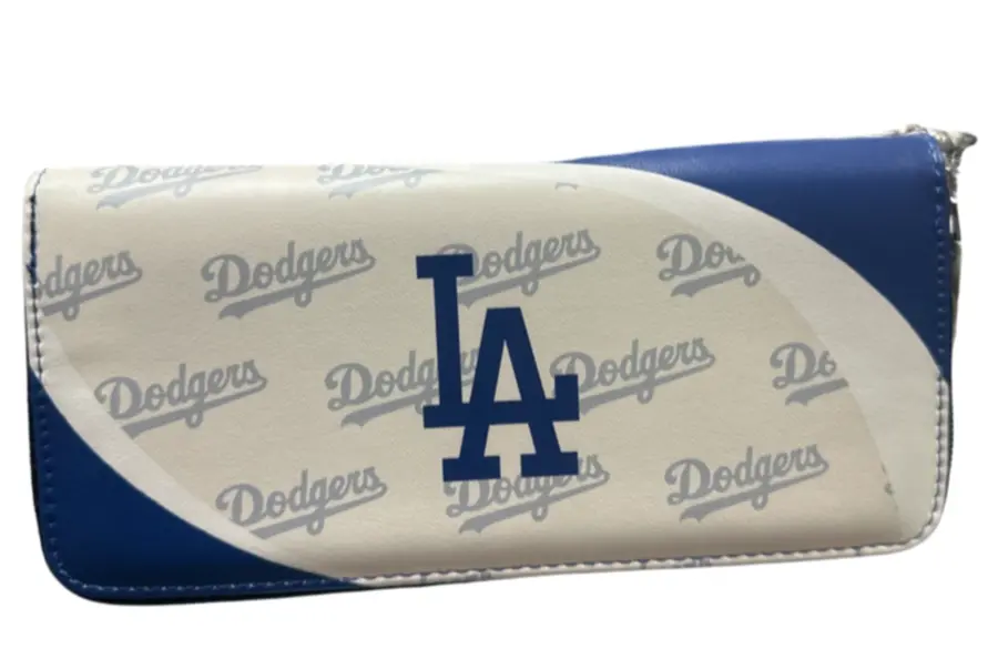 La Dodgers Zipper Wallet 1