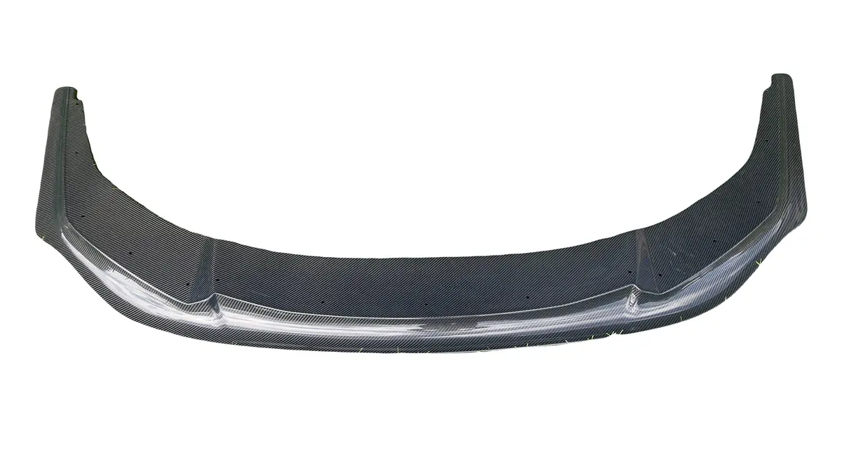 Huracan-610 Dry Carbon Fiber Front Lip 1