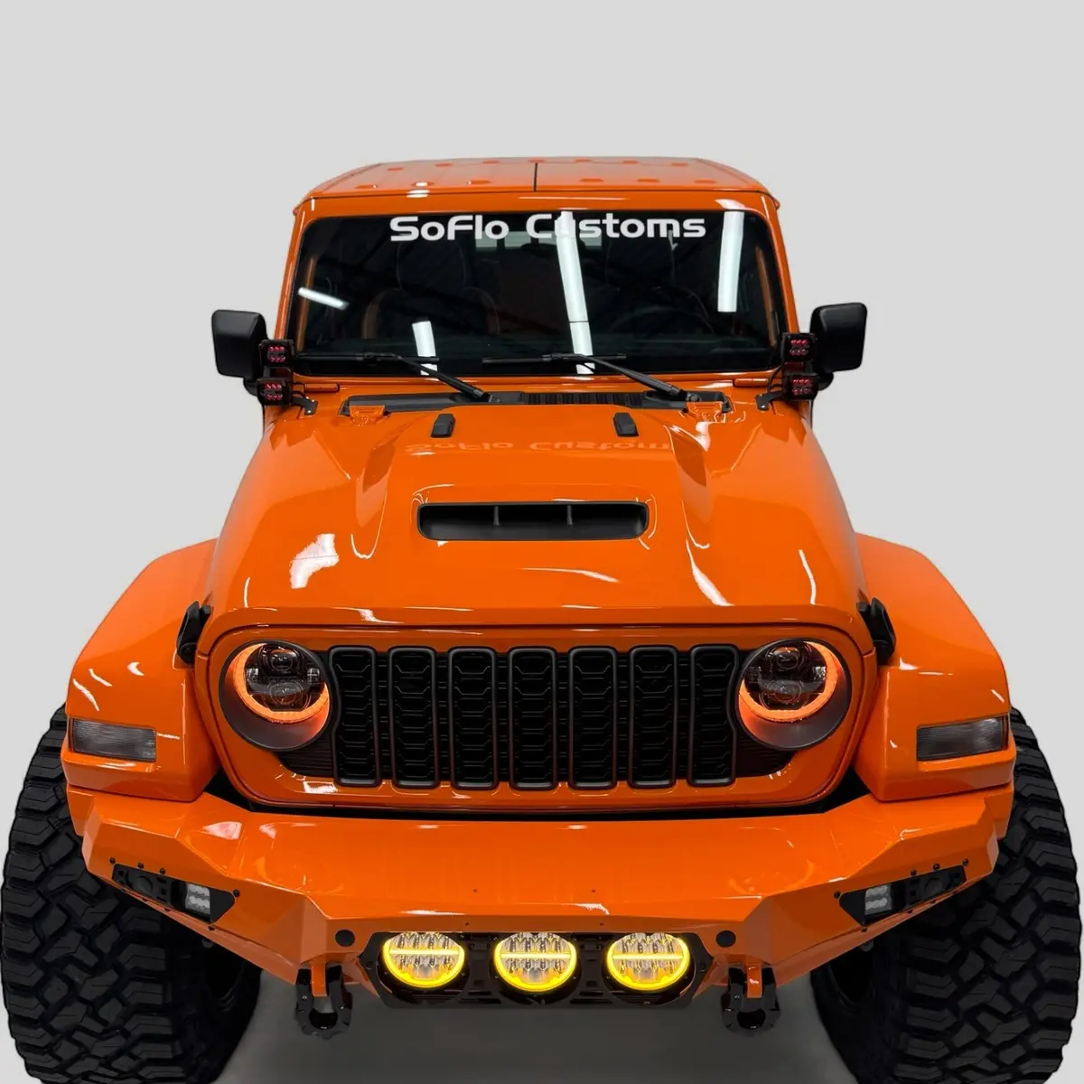 Jeep Gladiator Mojave Style Hood 2020-2026 1