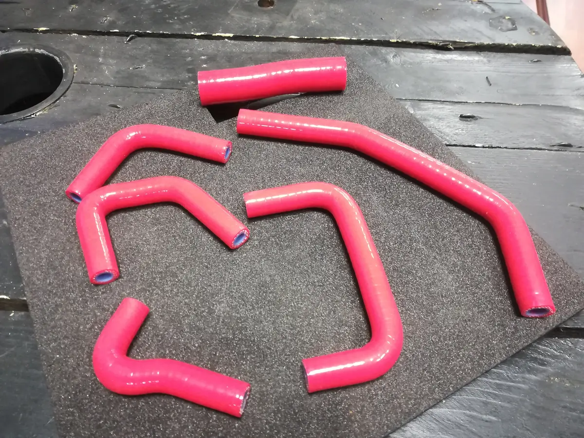 Kit De 6 Manguitos De Vacio Para Honda Civic Type R - K20a2 - Rojos 1