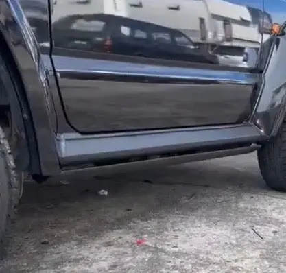 Nomad Powered Side Steps (Jimny Model 2023-Current Xl 5-Door) 1