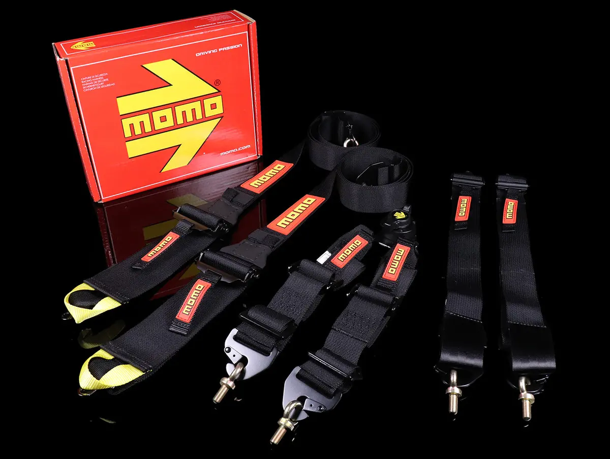 Momo Sr6  Series 6-Point Racing Harness - Black 1