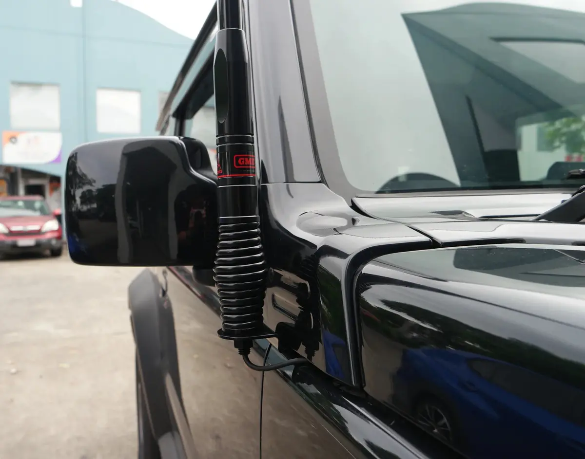 Vogue Industries Uhf Aerial Bracket (Jimny Model 2018-Current Xl 5-Door, Glx & Lite 3-Door) 3