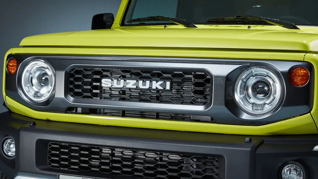 Suzuki Genuine 'Retro' Front Upper Grille (Jimny Models 2018-Current Xl 5-Door, Glx & Lite 3-Door) 1