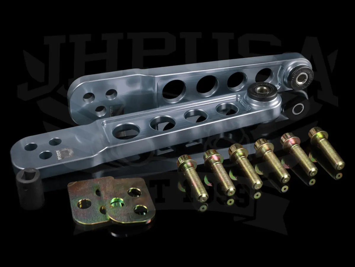 Skunk2 Pro Rear Lower Control Arms - 02-06 Rsx / 02-06 Element 2