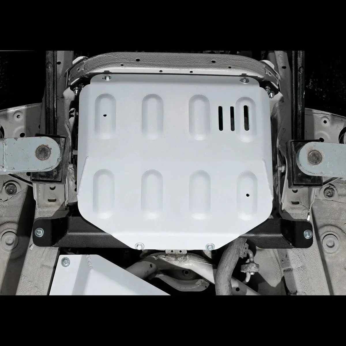 Rival 4X4 Transmission Bash Plate - Aluminium (Jimny Models 2018-Current Xl 5-Door, Glx & Lite 3-Door) 1