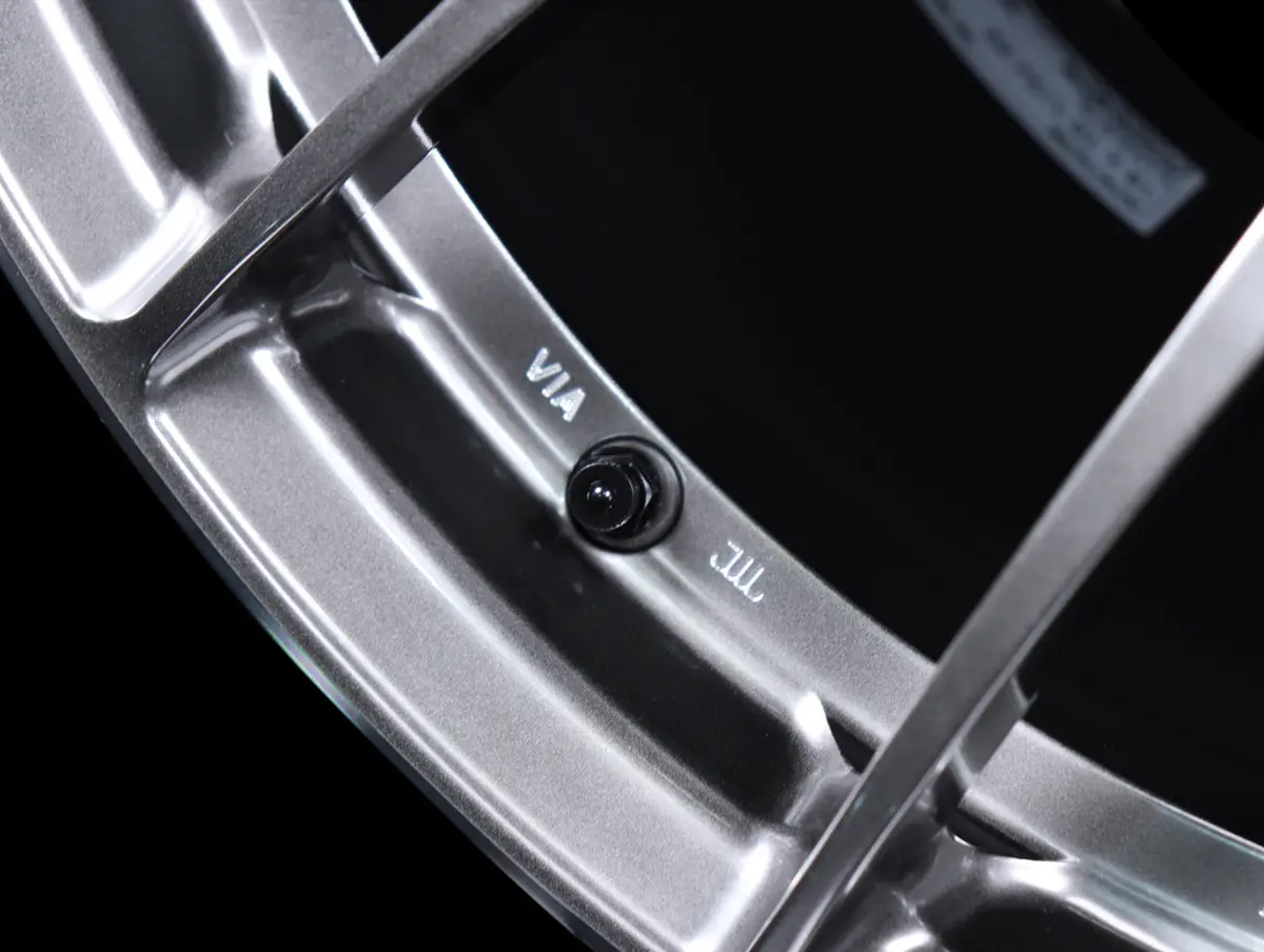 Volk Racing G025 Wheels - Formula Silver 19" 4