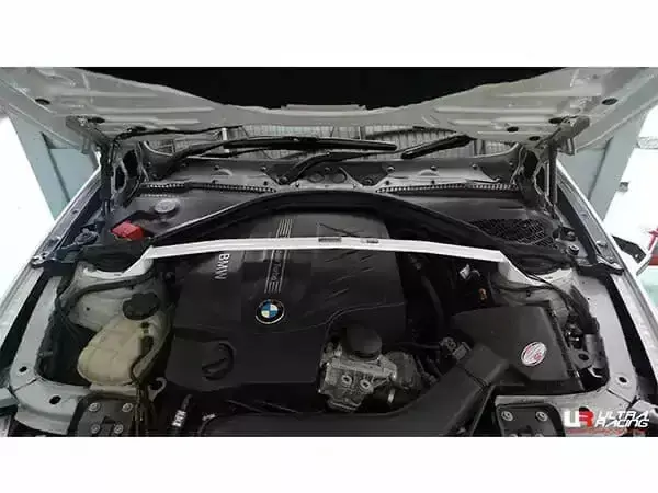 Barra De Torretas Delantera – Bmw F22 / F30 / F32 / F87 (Ultra Racing) 1