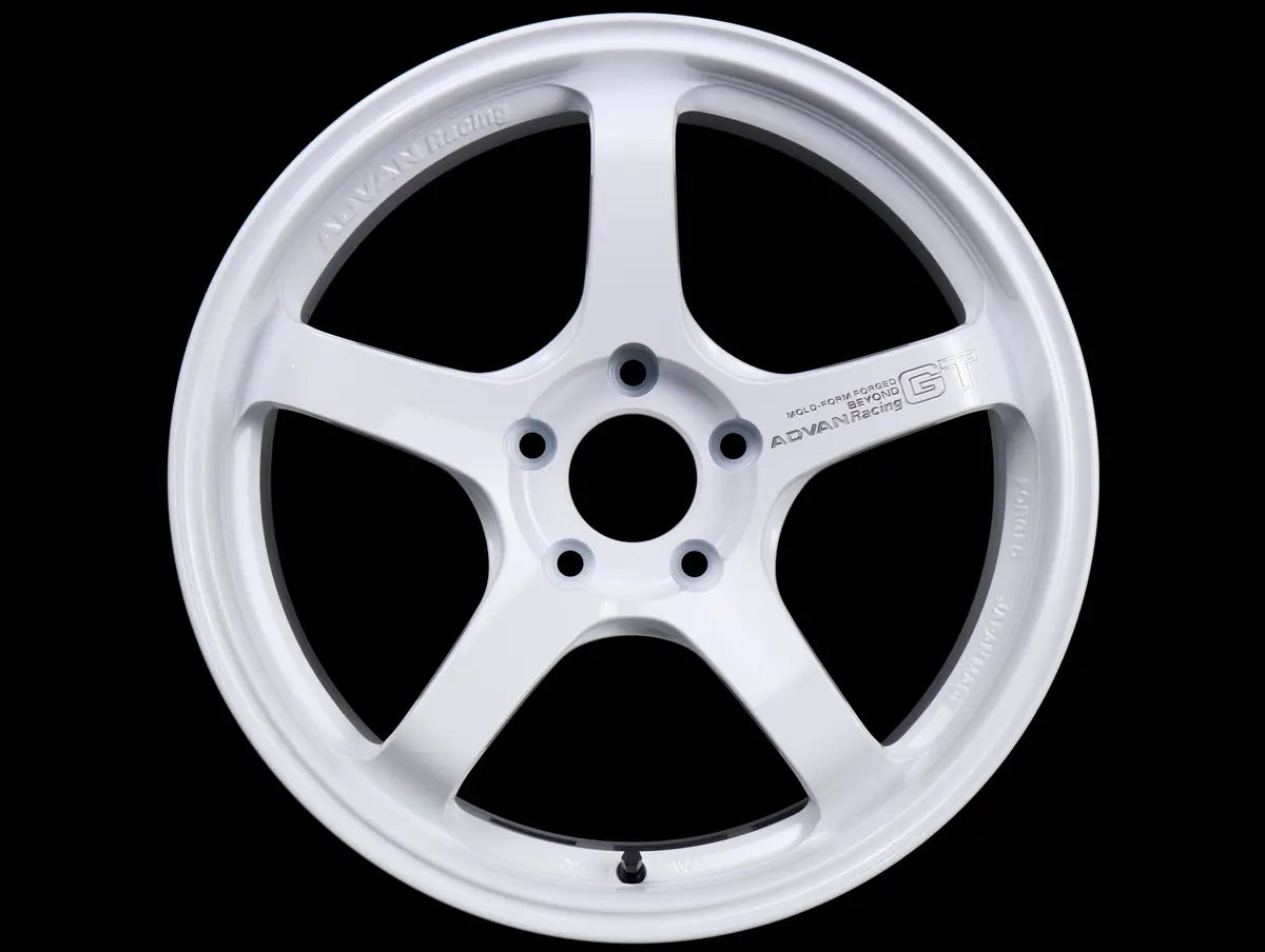Advan Racing Gt Beyond Wheels - Racing White - 18X9.5 / 5X120 / +38 1