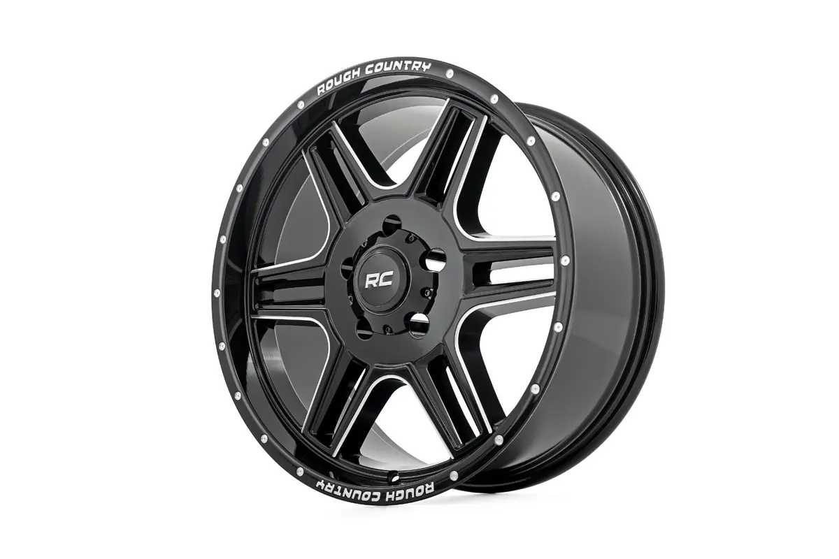 Rough Country 92 Series Wheel | Machined One-Piece | Gloss Black | 18X9 | 5X5 | +0Mm 1