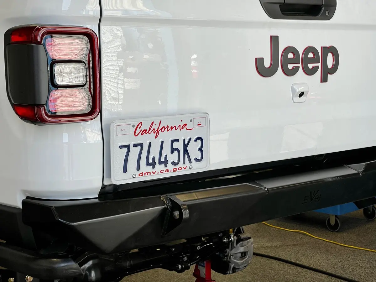 Jeep Gladiator Jt Tailgate License Plate Mount Holder, Left Side Black 2