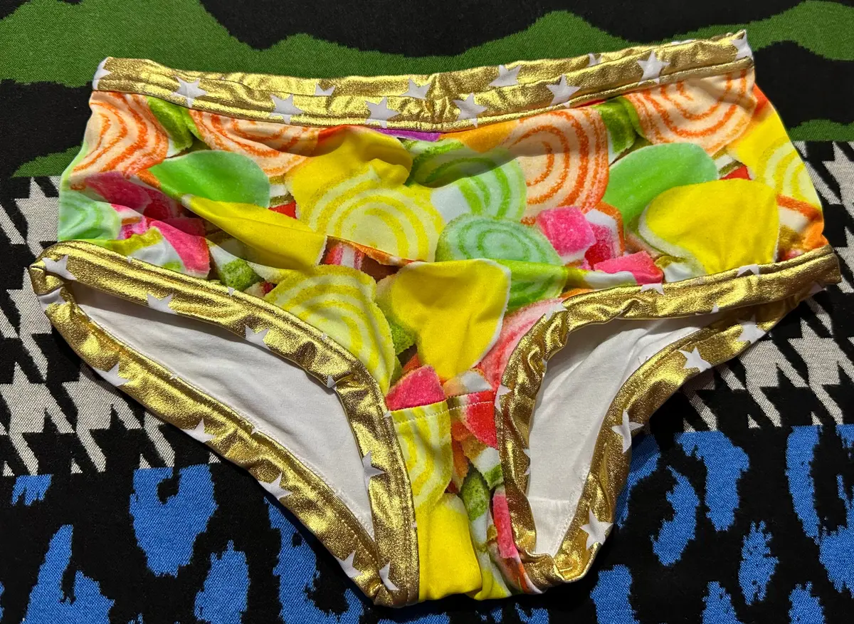 Dude Where's My Pants? Hot Pants - Take Me To The Candy Shop 1