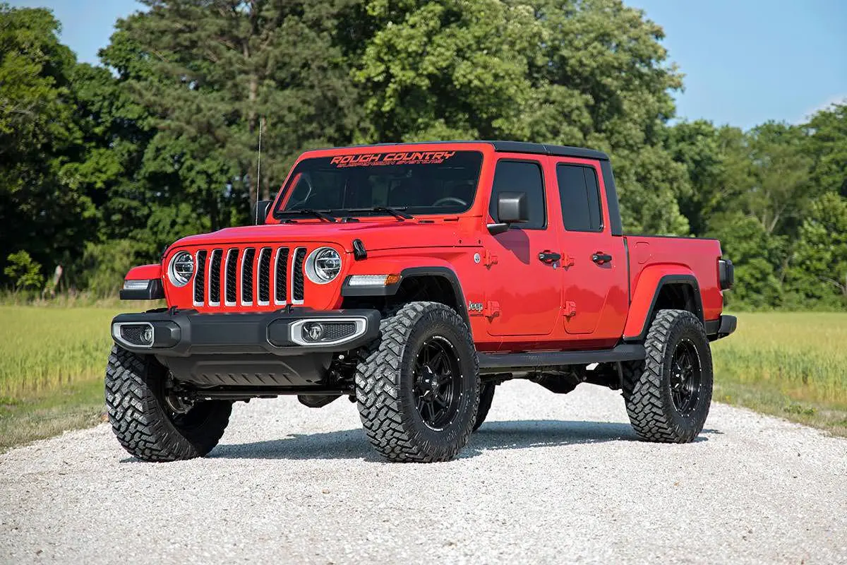 Rough Country 3.5 Inch Lift Kit | Springs | Jeep Gladiator Jt 4Wd (2020-2023) 1