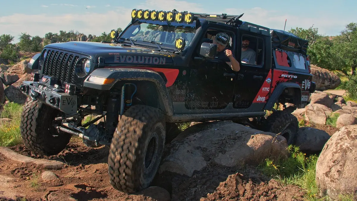 Alumilite Quarter Pounder Front Bumper For Jk/Jl/Jt 9