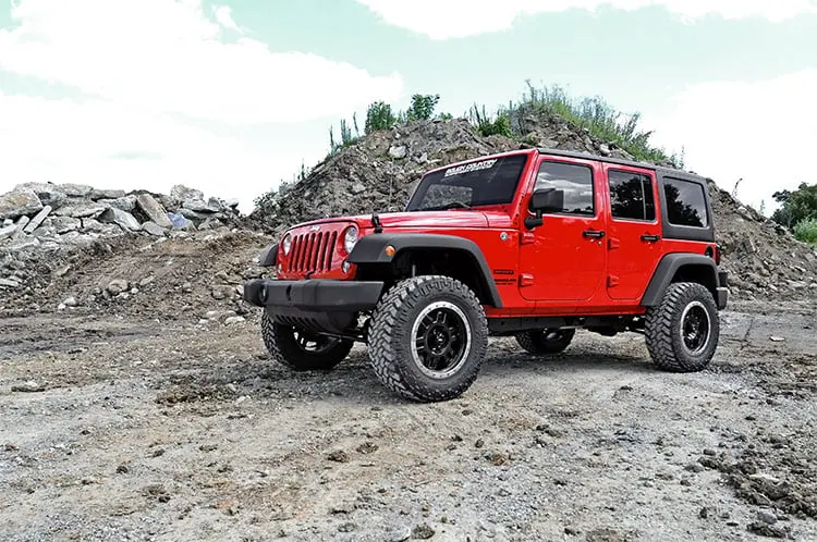 Rough Country 2.5 Inch Lift Kit | Spacers | Jeep Wrangler Jk/Wrangler Unlimited  (2007-2018) 1