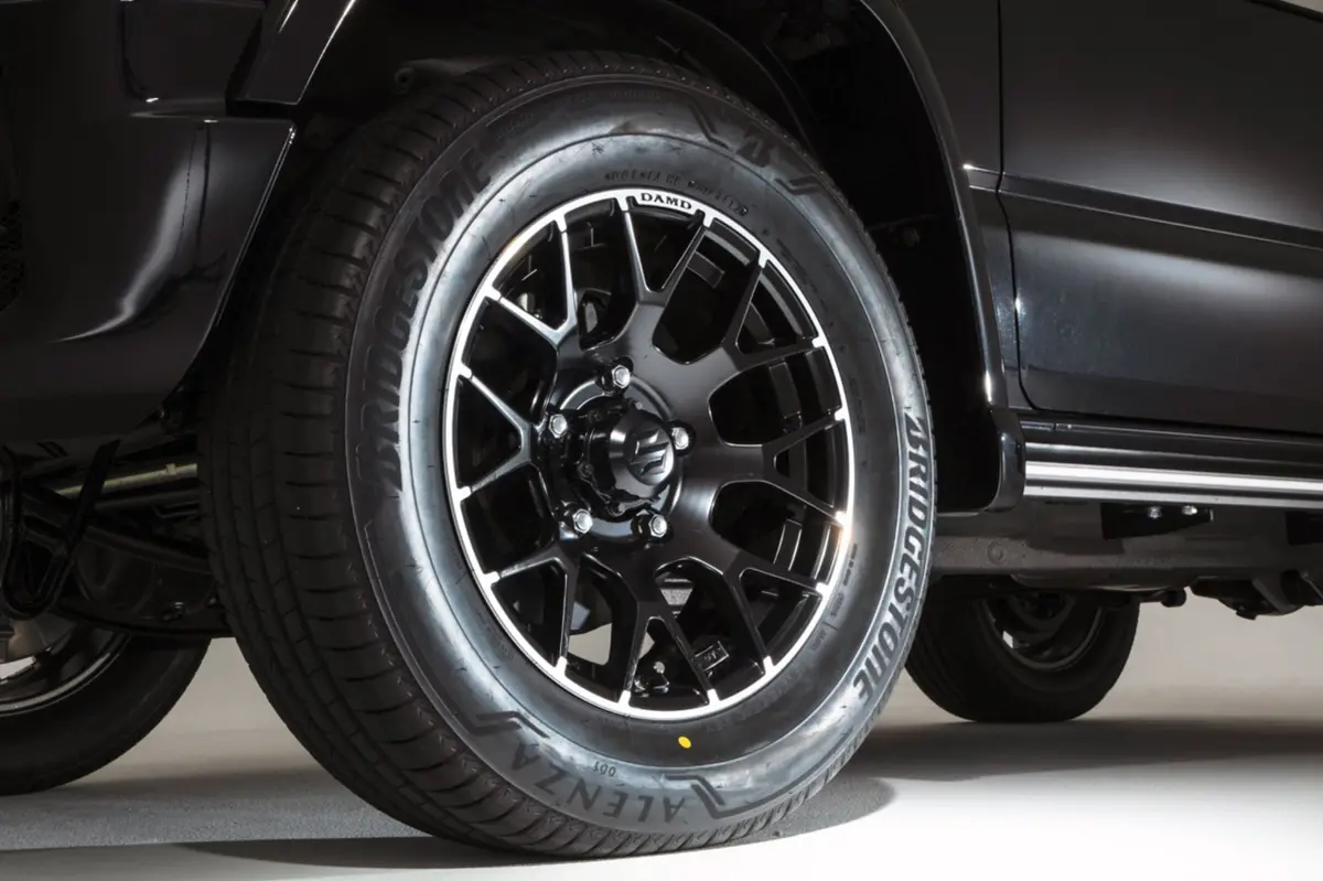 Damd Styling Effect "Little G" Black Wheel 16X6" Et-5 (Jimny Models 2018-Current Xl 5-Door, Glx & Lite 3-Door) 1